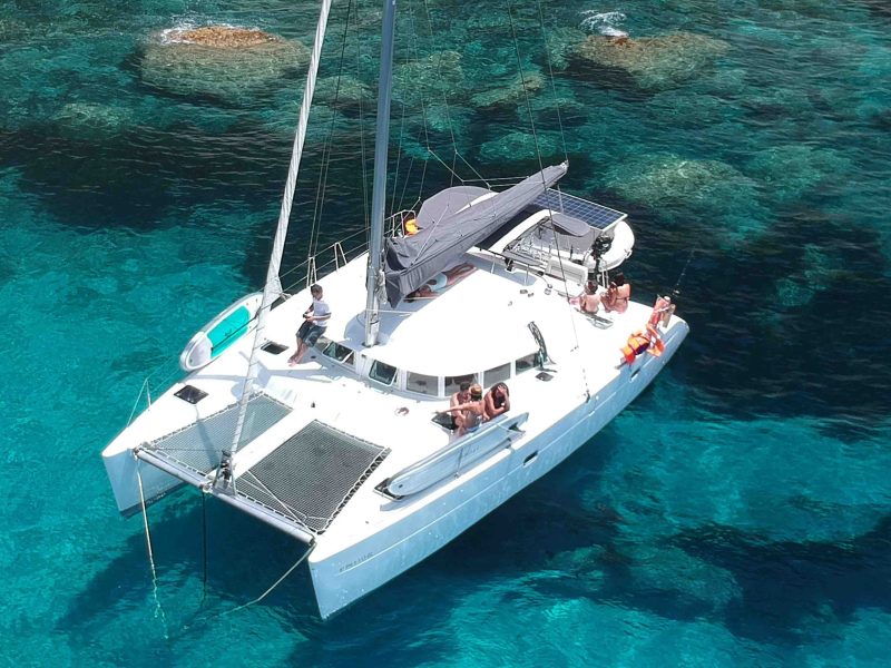 Lagoon 38