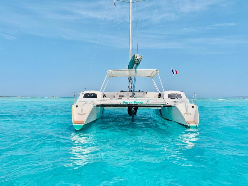 back of the boat aventura 28